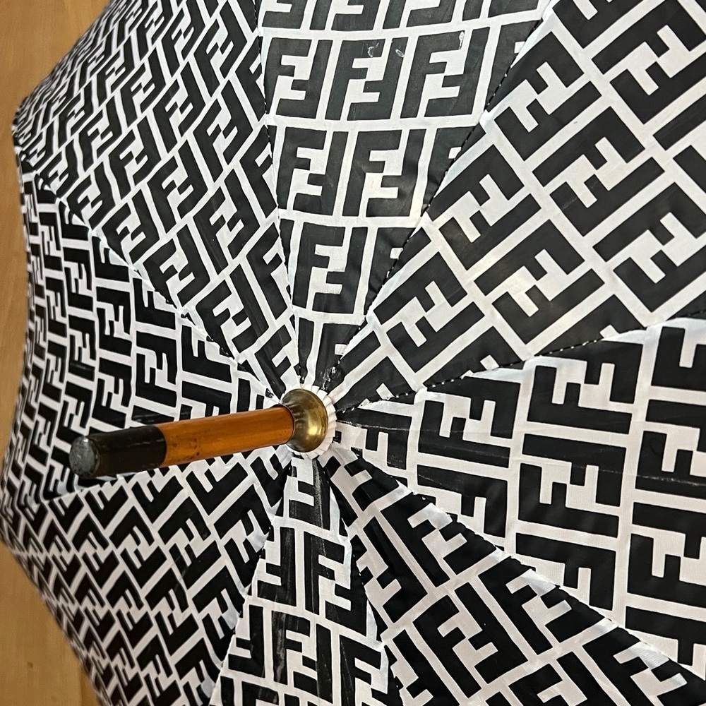 Fendi Zucca Vintage White and Black Nylon and Wood Copper Hardware Umbrella - Picture 5 of 10